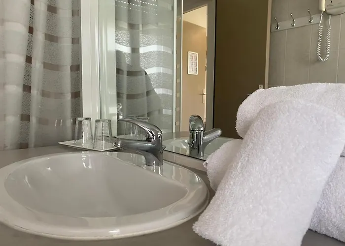 Cit'Hotel L'Escurial - Centre Gare